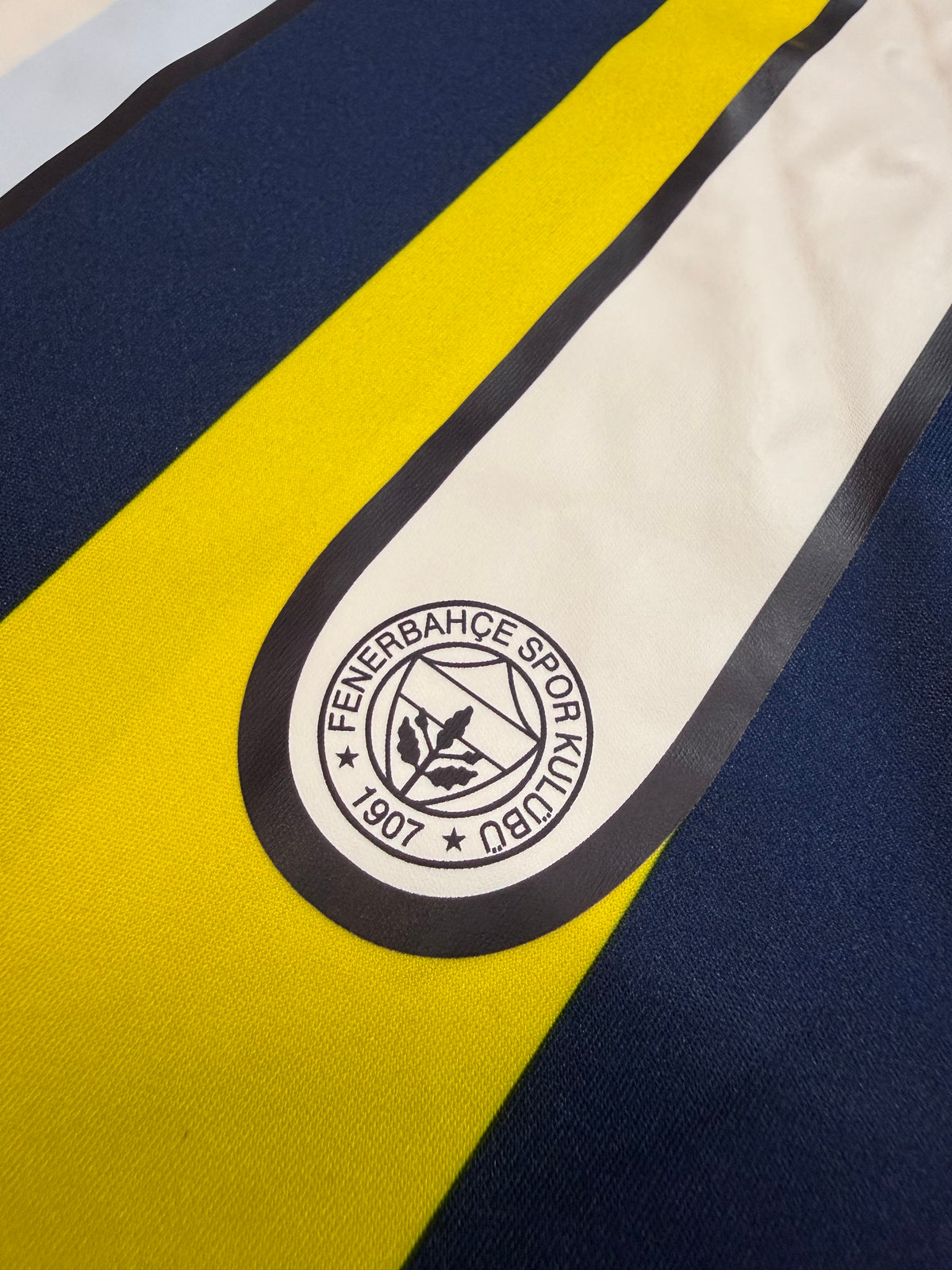 Fenerbahce Heim 2015/16 (M) Van Persie #11