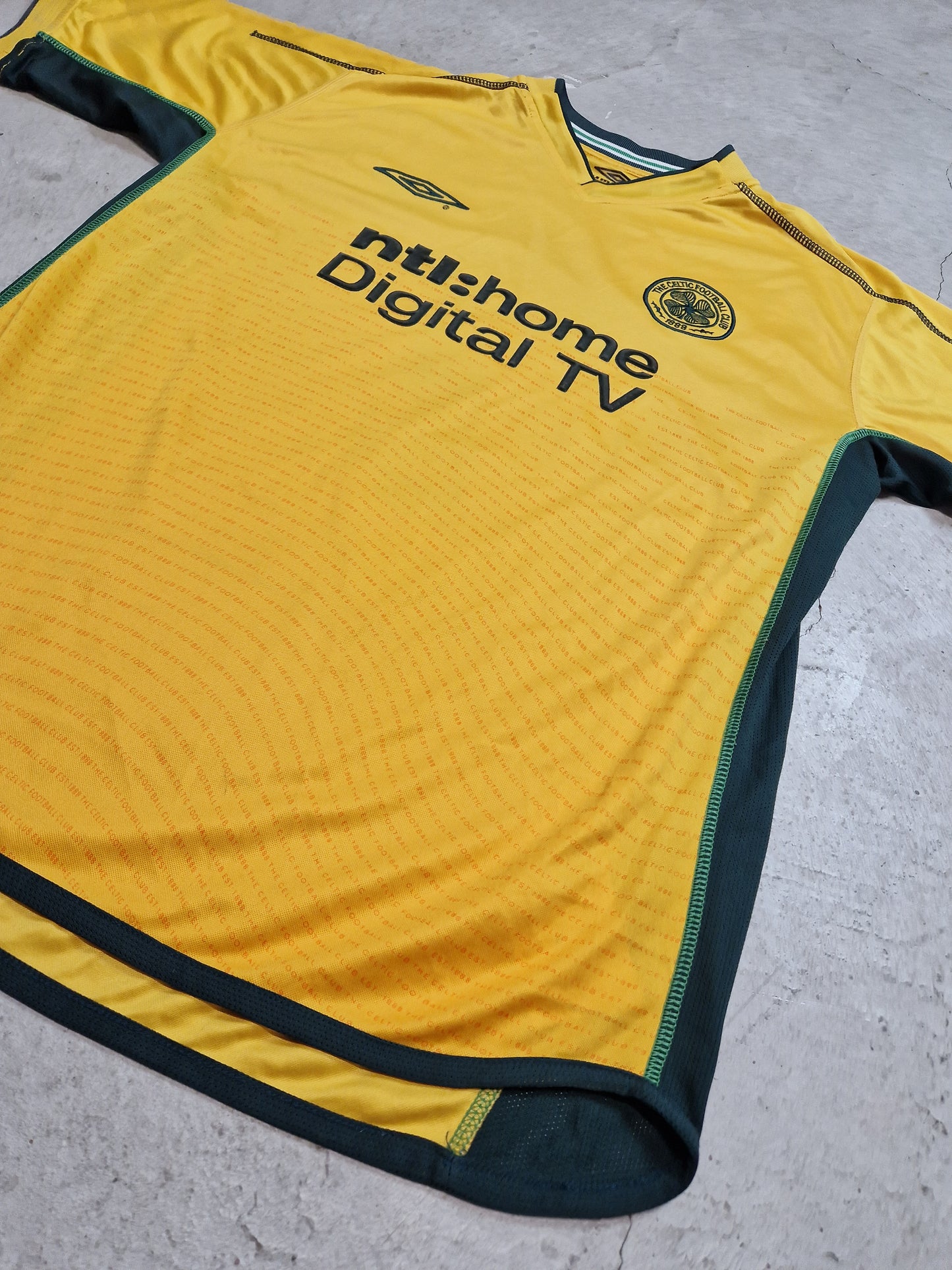 Celtic Glasgow Auswärts 2002/03 (M) Larsson #7