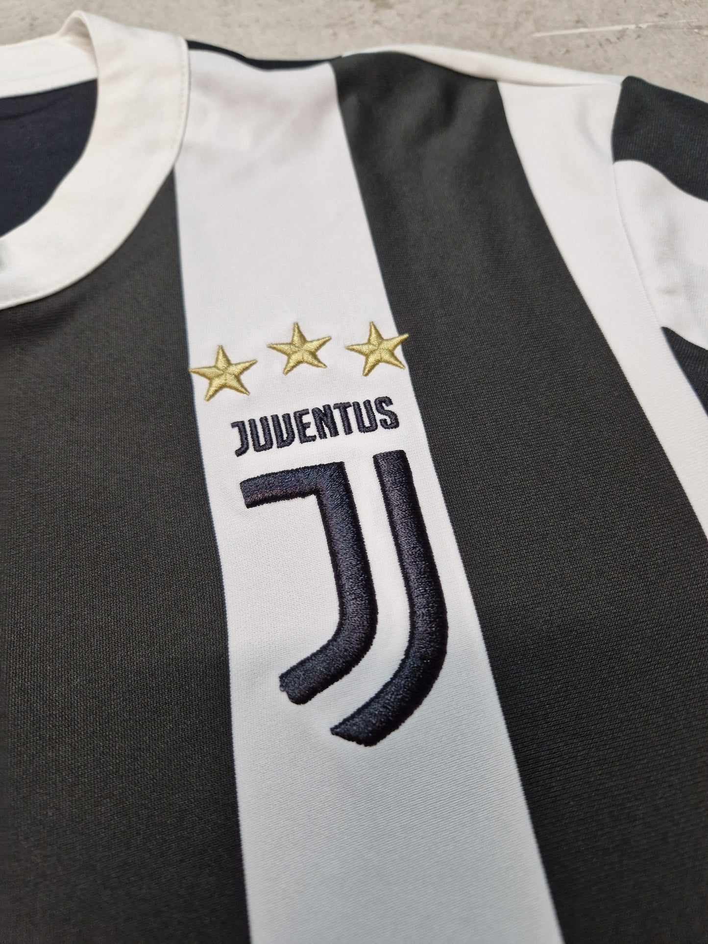 Juventus Turin Heim 2017/18 (L) Dybala #10