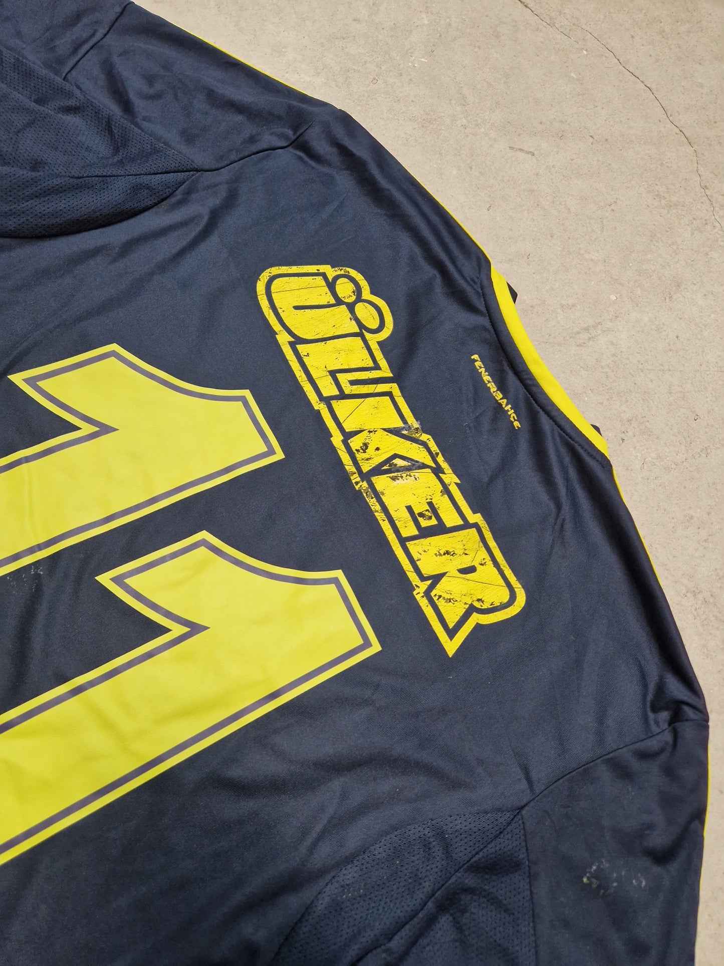 Fenerbahce Drittes 2013/14 (M) Kuyt #11