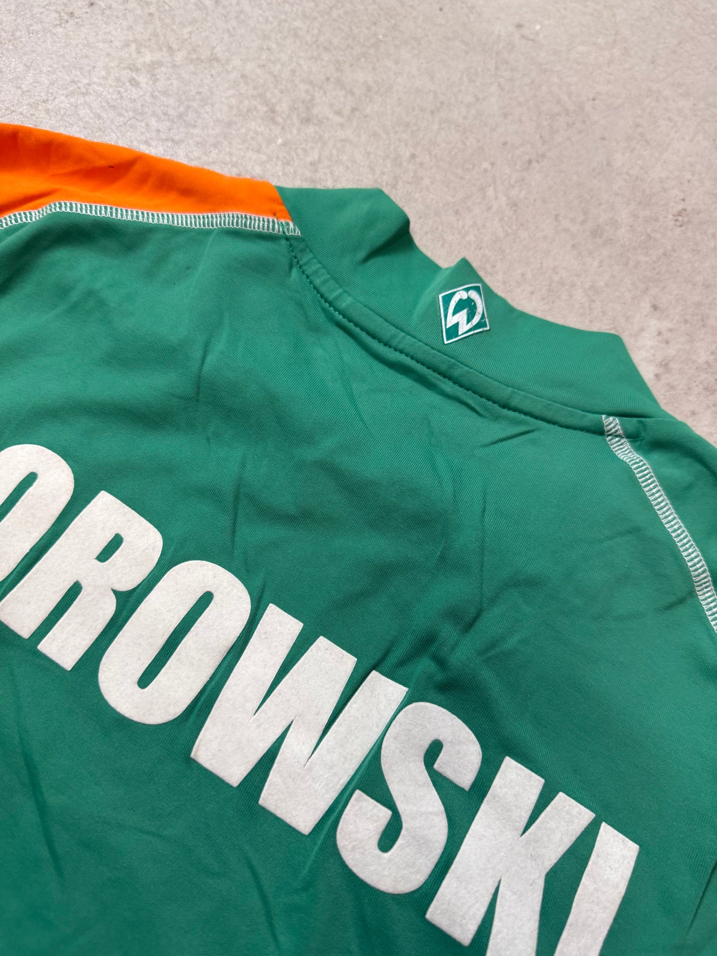 Werder Bremen Heim 2005/06 (L) Borowski #24