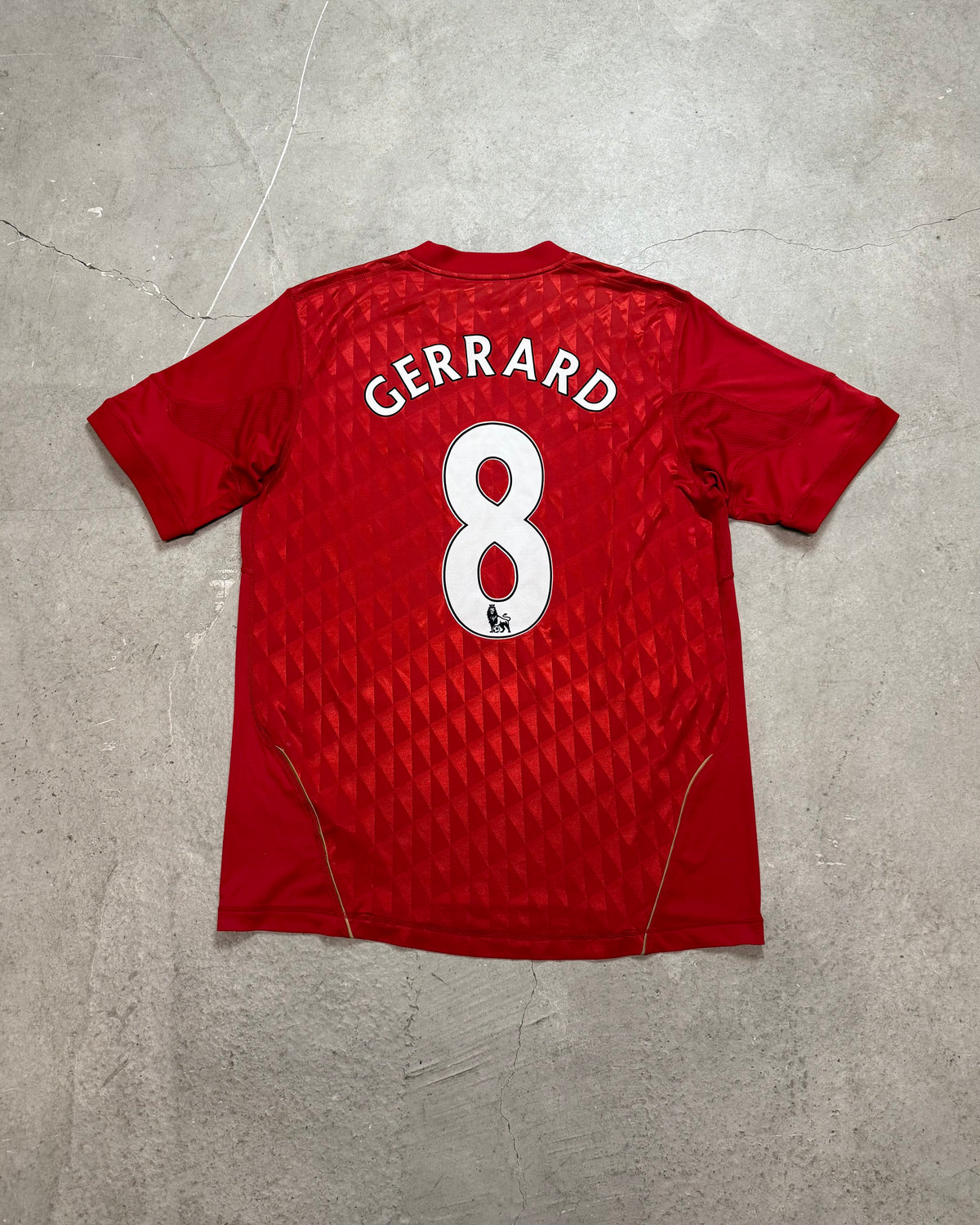 Liverpool FC Heim 2010/11 (L) Gerrard #8