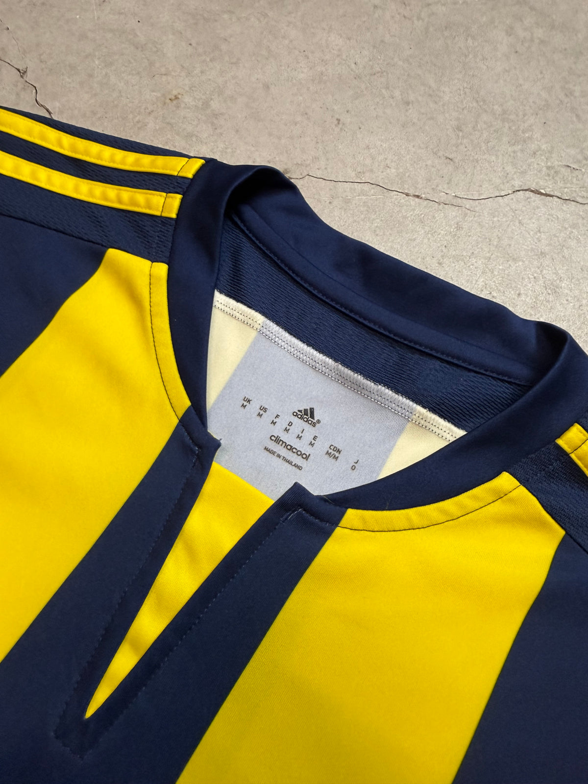 Fenerbahce Heim 2015/16 (M) Van Persie #11