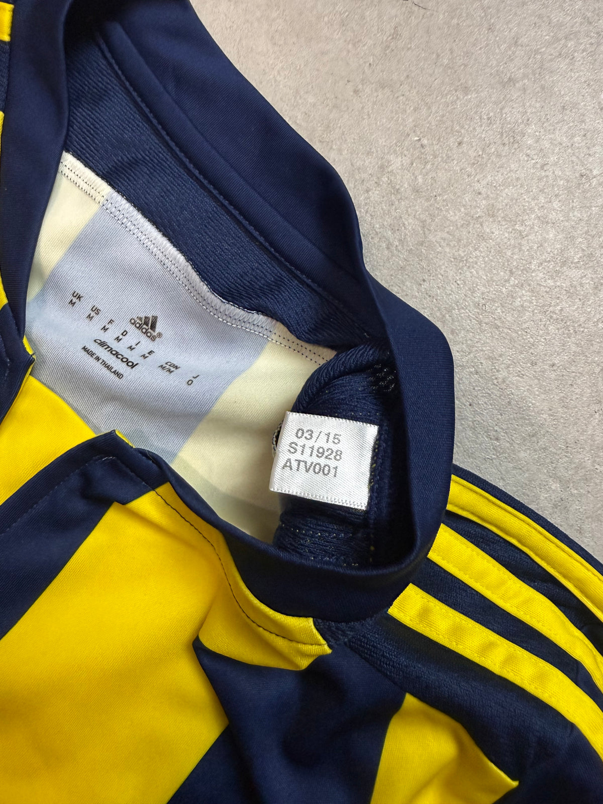 Fenerbahce Heim 2015/16 (M) Van Persie #11