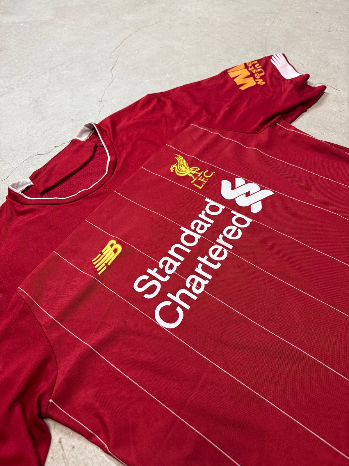Liverpool FC Heim 2019/20 (M) Salah #11