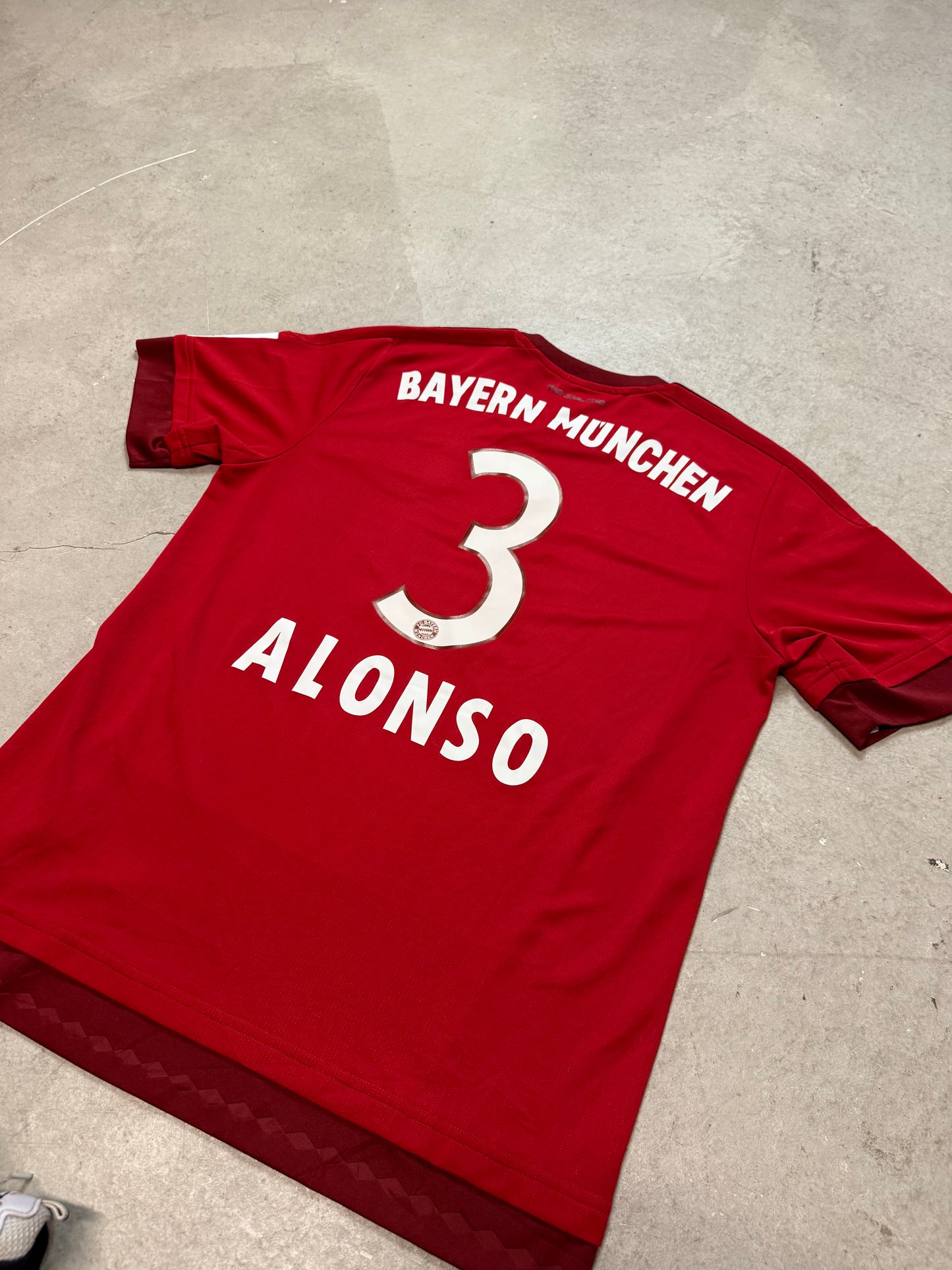 Bayern München Heim 2015/16 (M) Alonso #3
