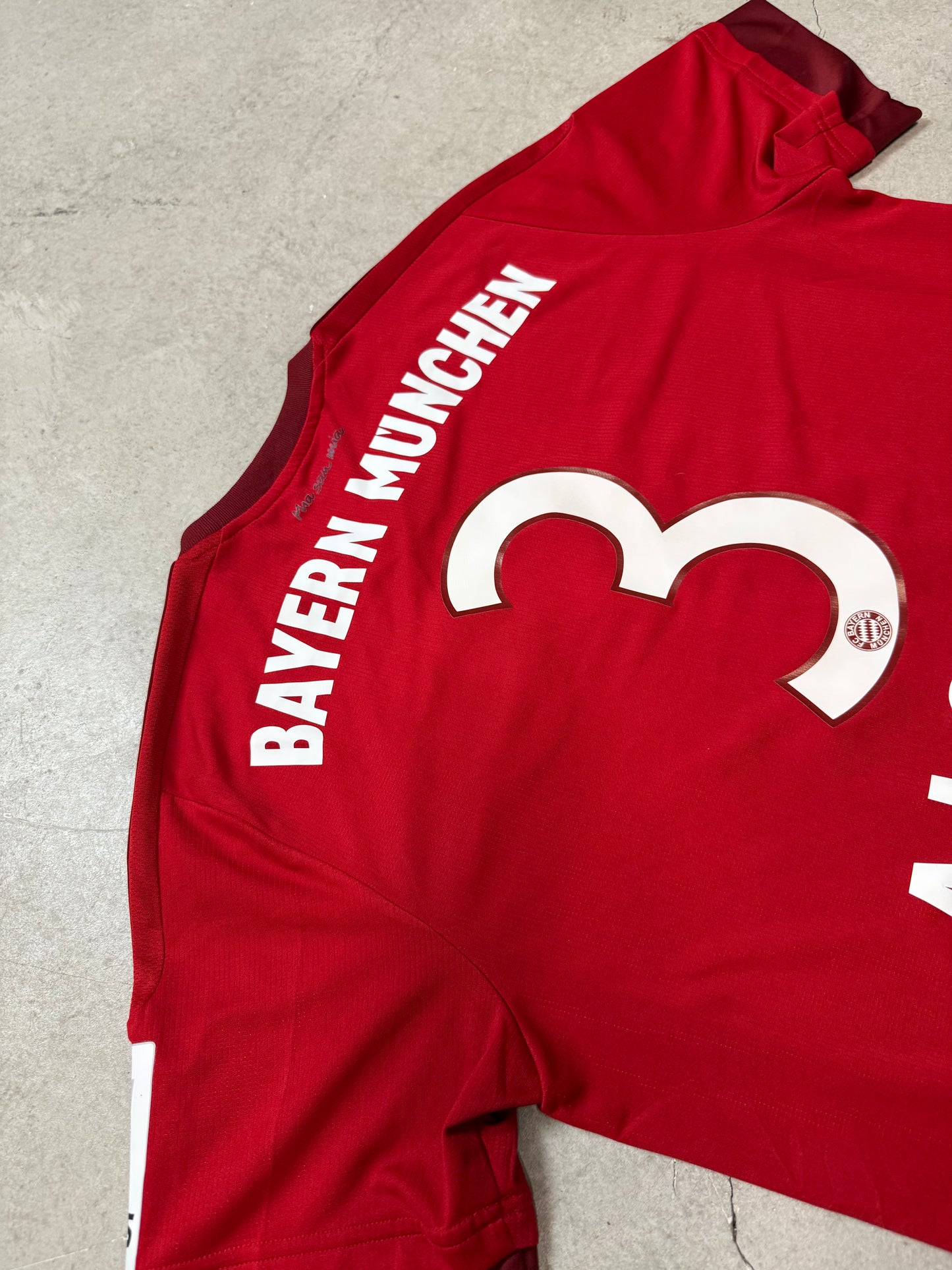 Bayern München Heim 2015/16 (M) Alonso #3