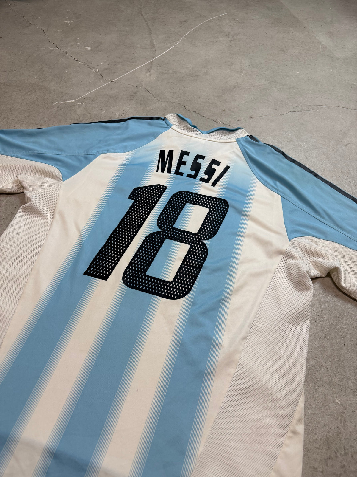 Argentinien Heim 2004 (L) Messi #18