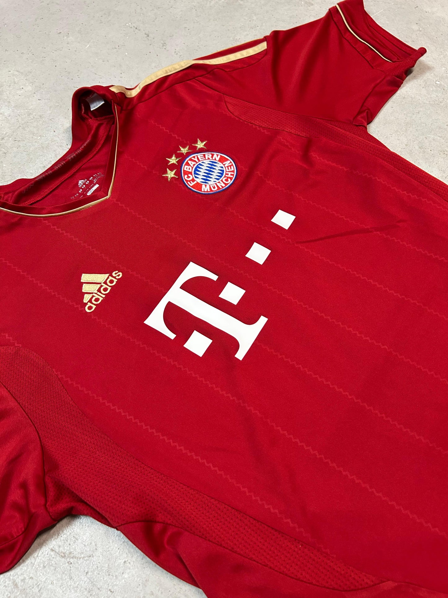 Bayern München Heim 2012/13 (L) Robben #10