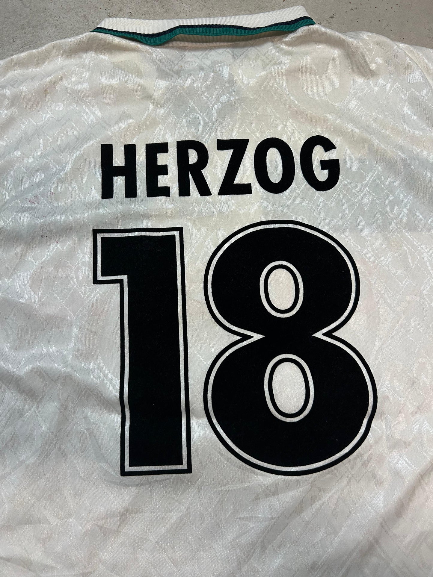Werder Bremen Heim 1998/99 (L) Herzog #18