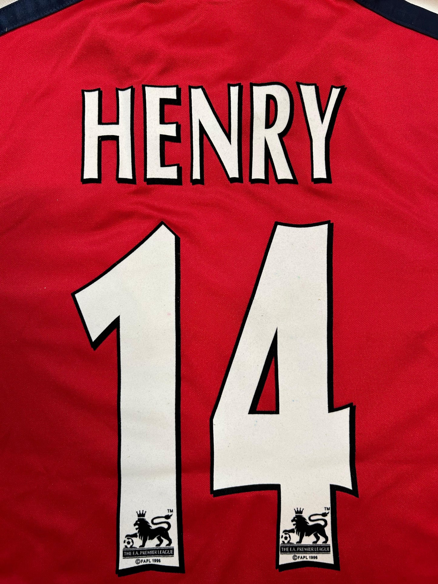 Arsenal Heim 2001/02 (M) Henry #14